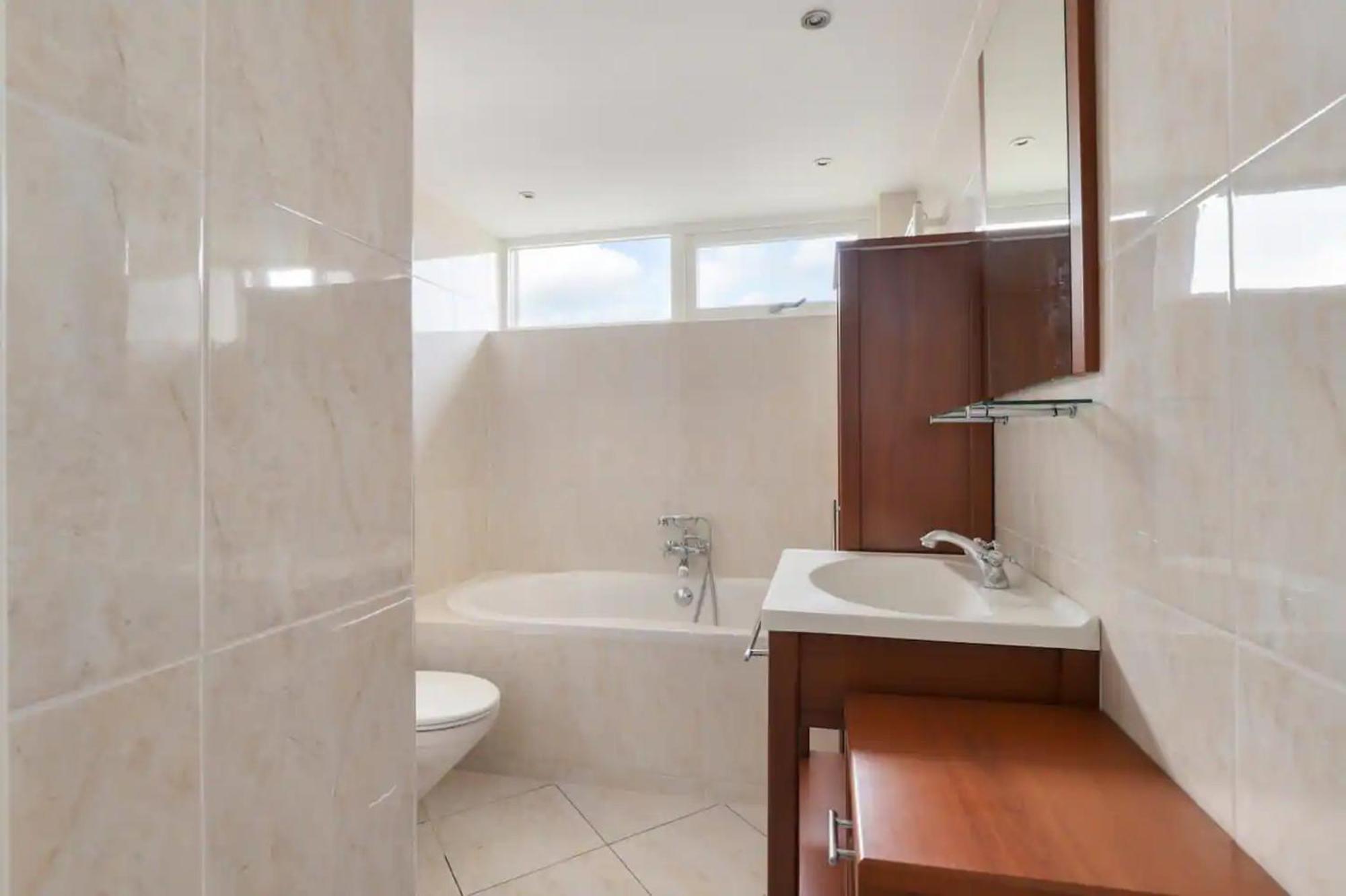 Apeldoorn- Ruime Eengezinswoning Met 5 Slaapkamers Exteriér fotografie
